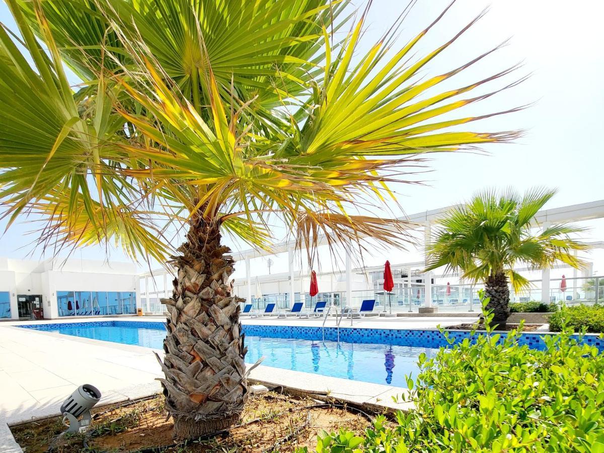 Luxurious Studio Pacific Al Marjan Island - Beachfront Property Рас ал Хайм Екстериор снимка
