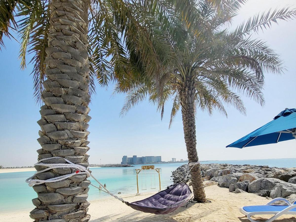 Luxurious Studio Pacific Al Marjan Island - Beachfront Property Рас ал Хайм Екстериор снимка